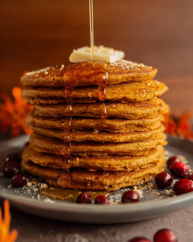 Fluffy-Gingerbread-Pancakes-Recipe