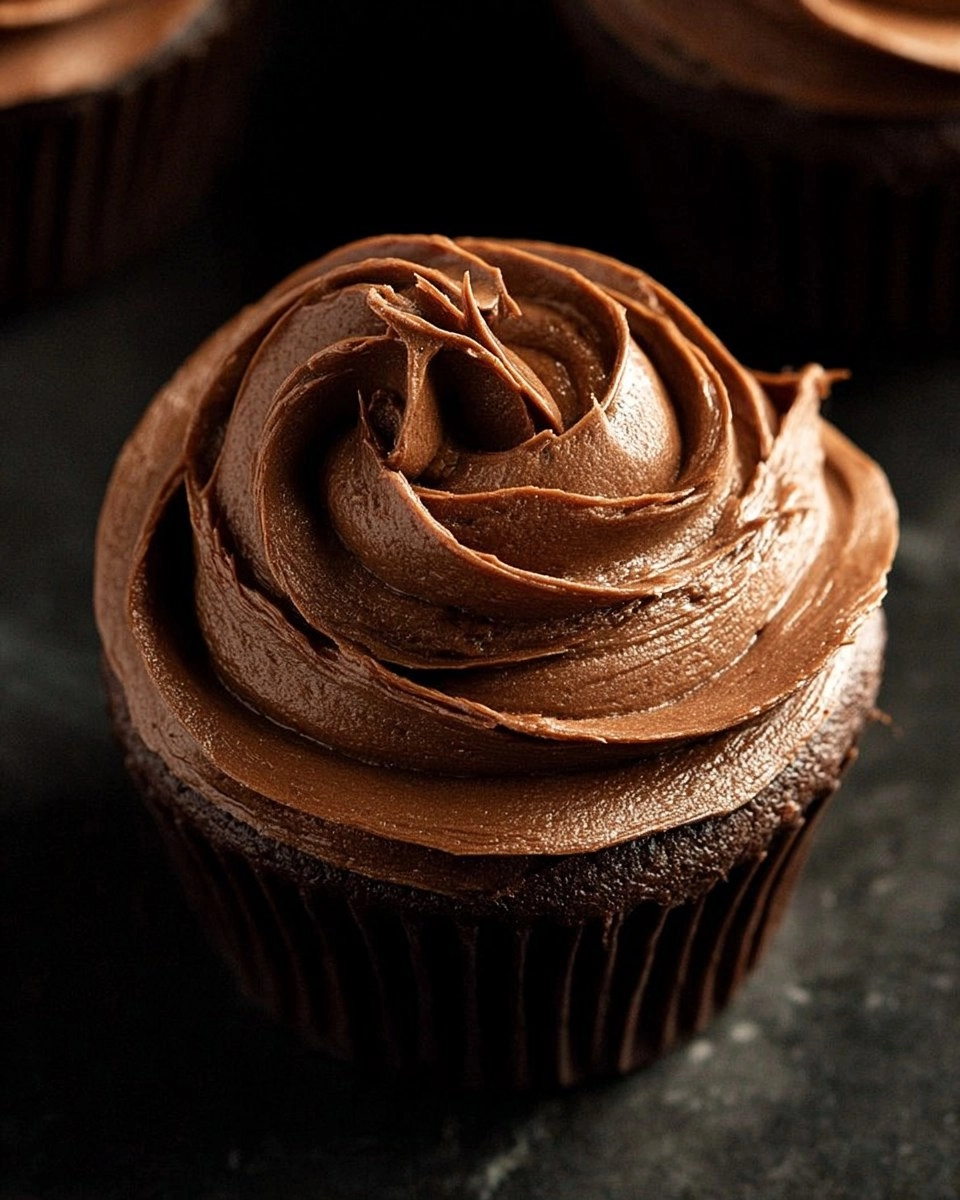 How to Make Chocolate Ganache Frosting