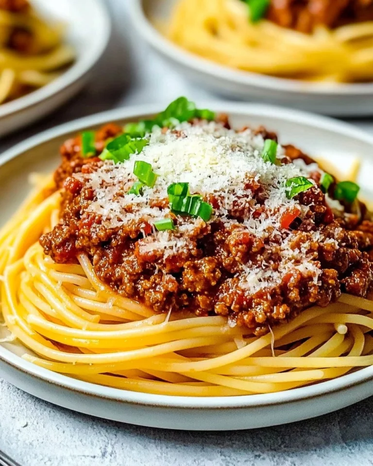 Classic-Spaghetti-Bolognese-Family-Favorite-Recipe